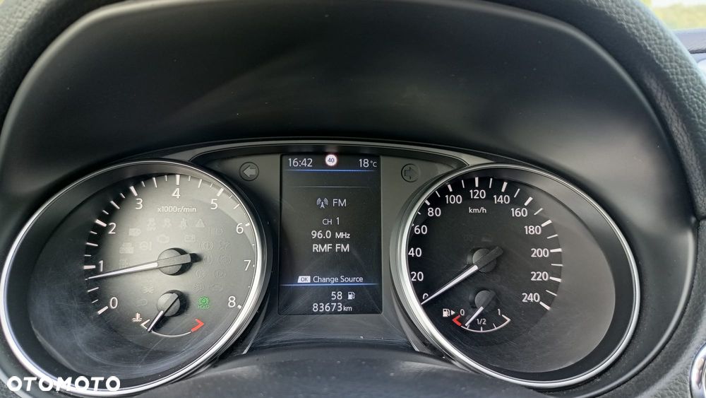 Nissan Qashqai 1.3 DIG-T N-Connecta - 18
