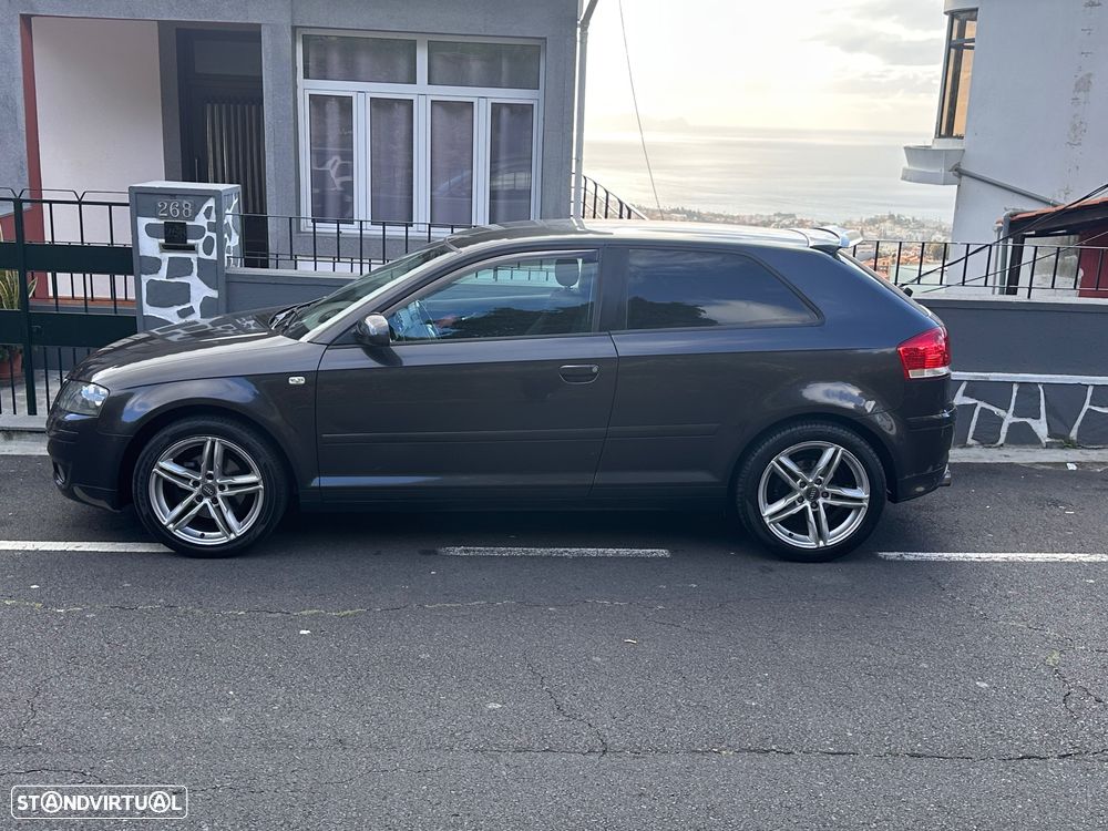 Audi A3 2.0 TDI Sport DSG - 4