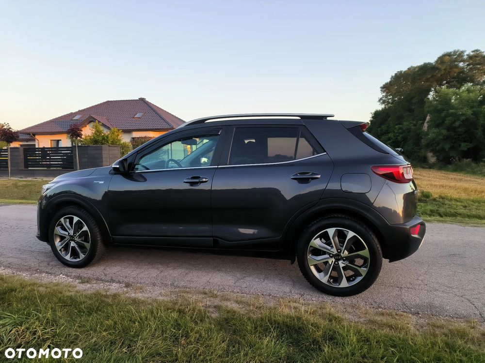 Kia Stonic - 24