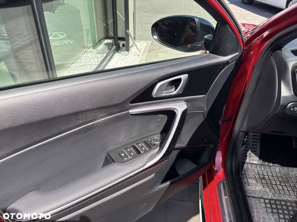 Kia ProCeed - 10