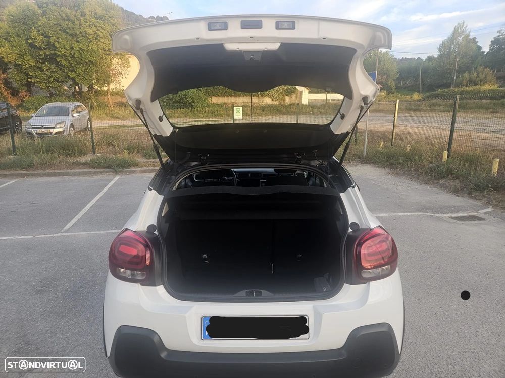 Citroën C3 1.2 PureTech Shine - 2