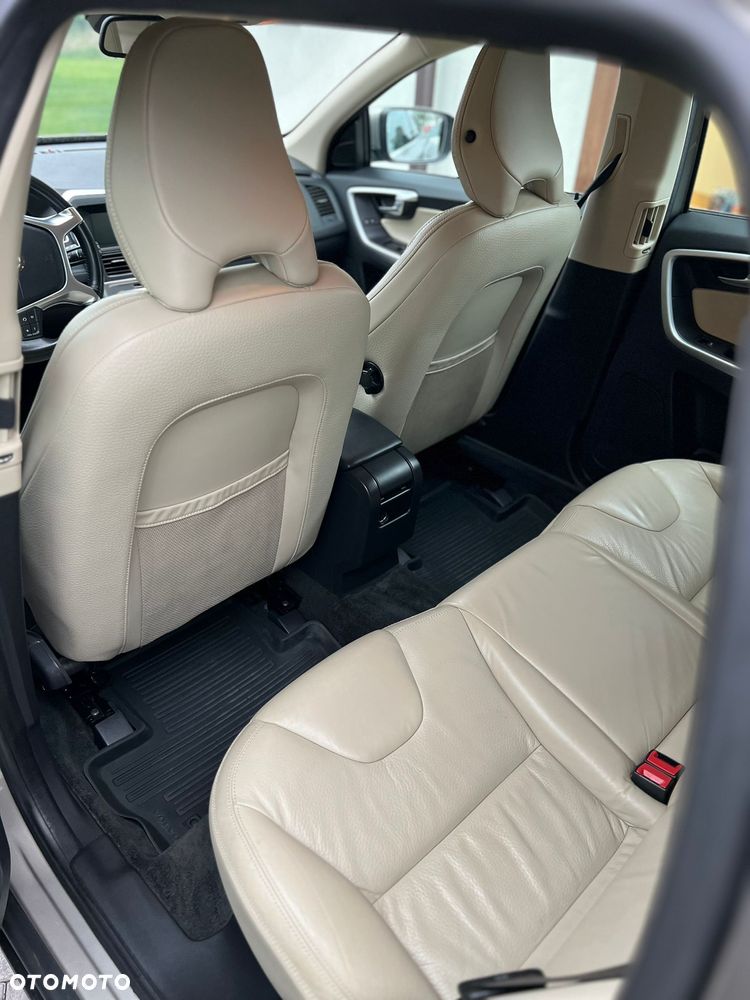 Volvo XC 60 3.2 AWD Summum - 15