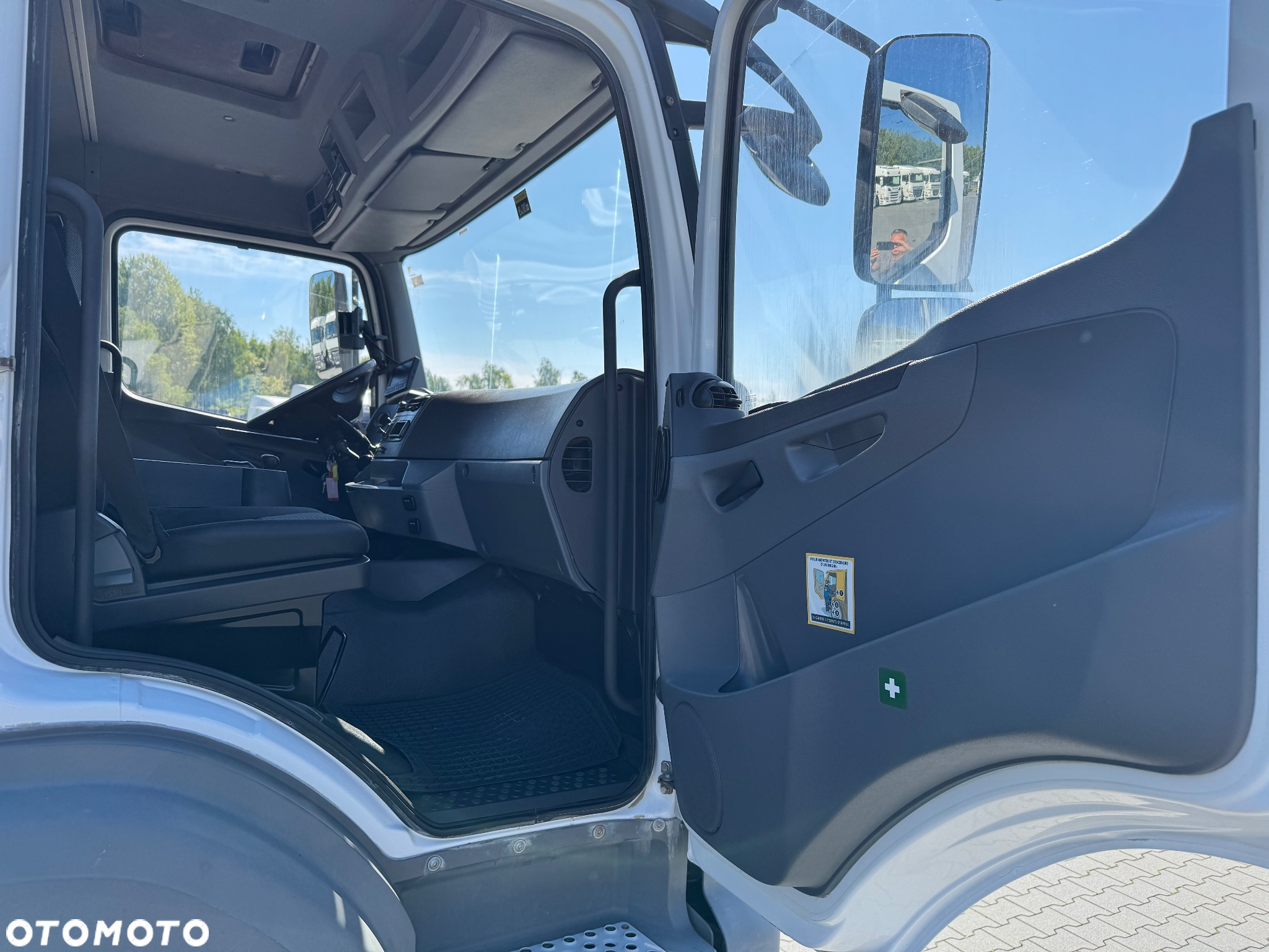Mercedes-Benz AXOR 2533 6x2 podnoszona/skrętna Dżwig Palfinger Hwytak Rotator - 22
