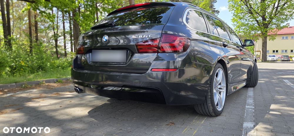 BMW Seria 5 530d xDrive - 18