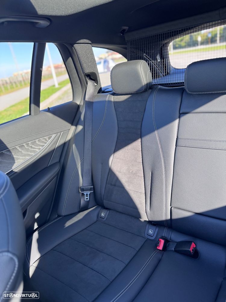 Mercedes-Benz E 300 de AMG Line - 31