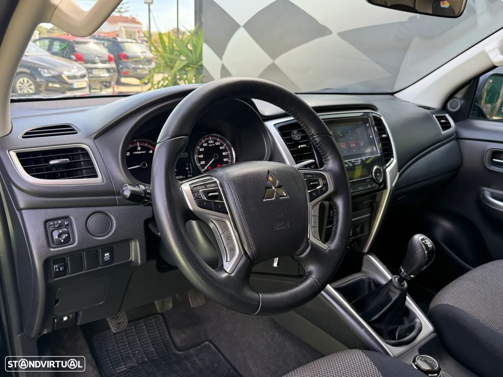 Mitsubishi L200 2.3 DI-D Strakar Club Evolution 4WD IVA DEDUTIVEL - 19