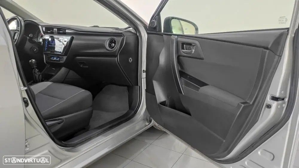 Toyota Auris 1.4 D-4D ACtive - 22