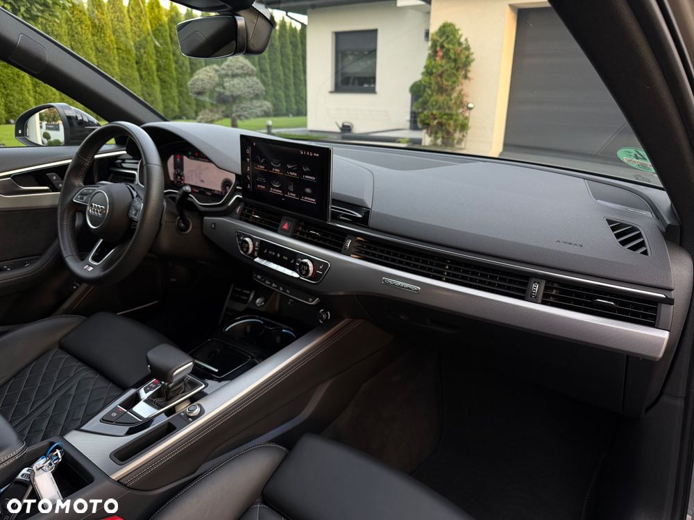 Audi A4 Avant 45 TDI quattro tiptronic S line - 36