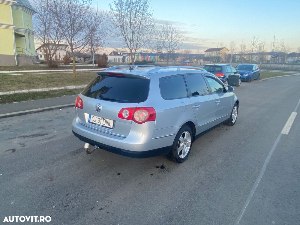 Volkswagen Passat 2.0 TDI Highline - 10