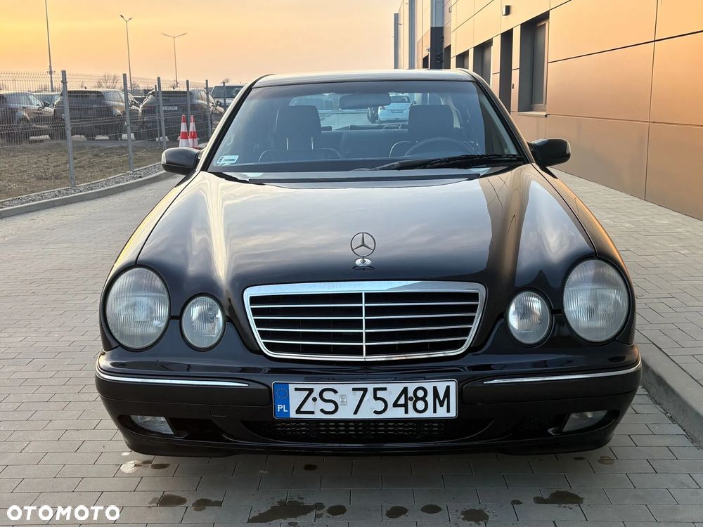 Mercedes-Benz Klasa E - 7