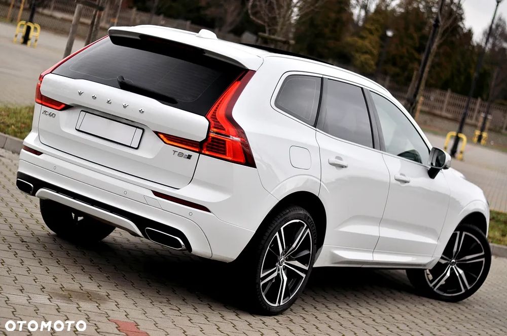 Volvo XC 60 T8 Plug-In Hybrid AWD R-Design - 9