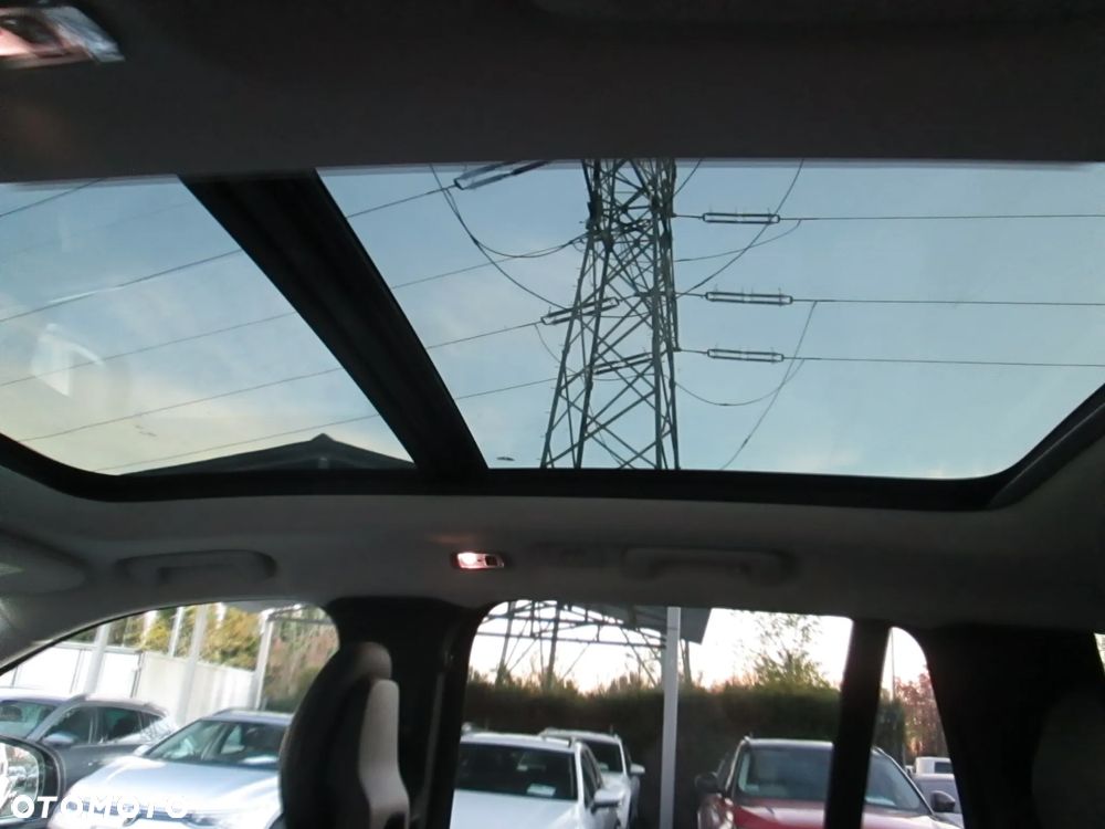 Volvo XC 90 B5 D AWD Geartronic Momentum Pro - 27