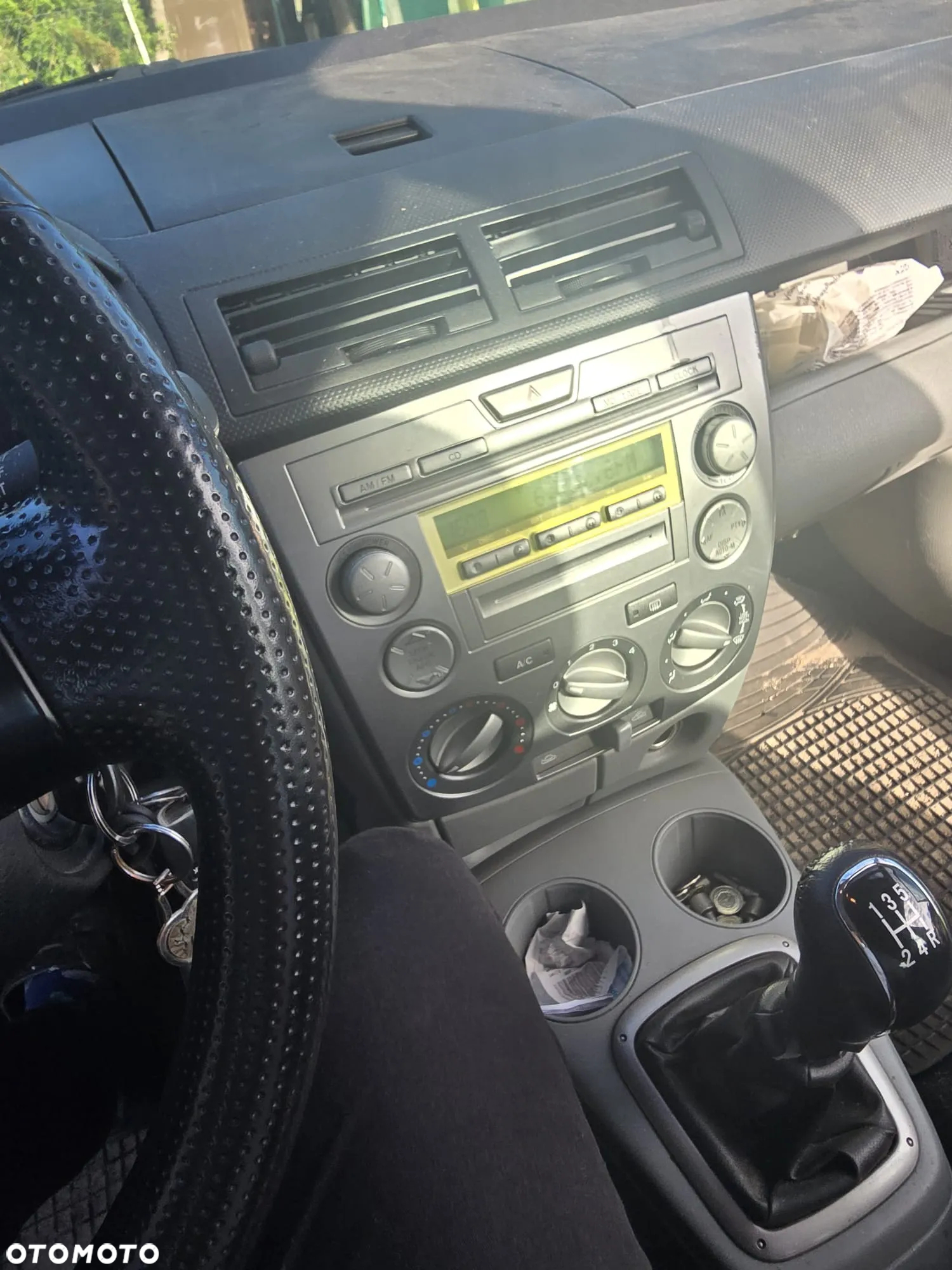 Mazda 2 - 8