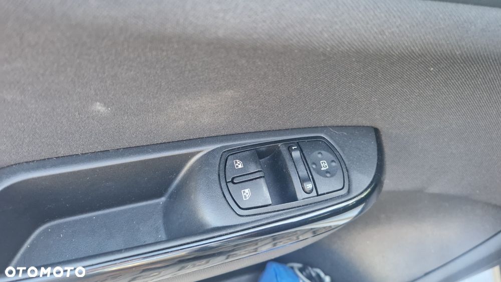 Opel Corsa 1.4 Enjoy - 11