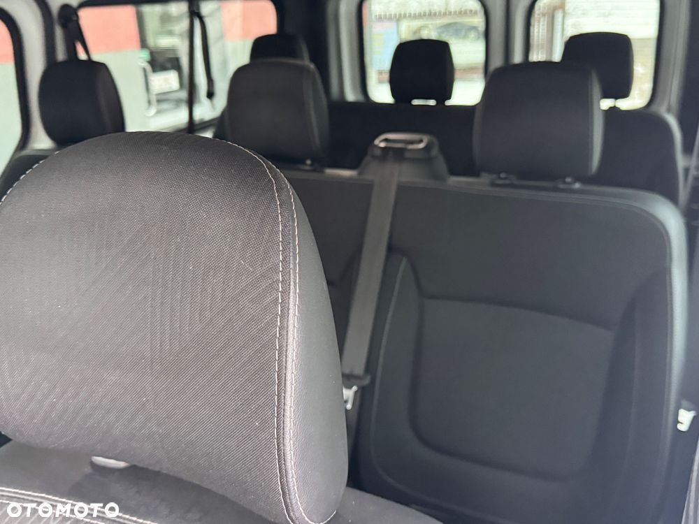 Renault Trafic Grand SpaceClass 2.0 dCi - 17