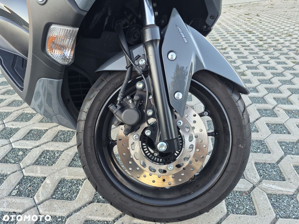Yamaha NMAX - 8