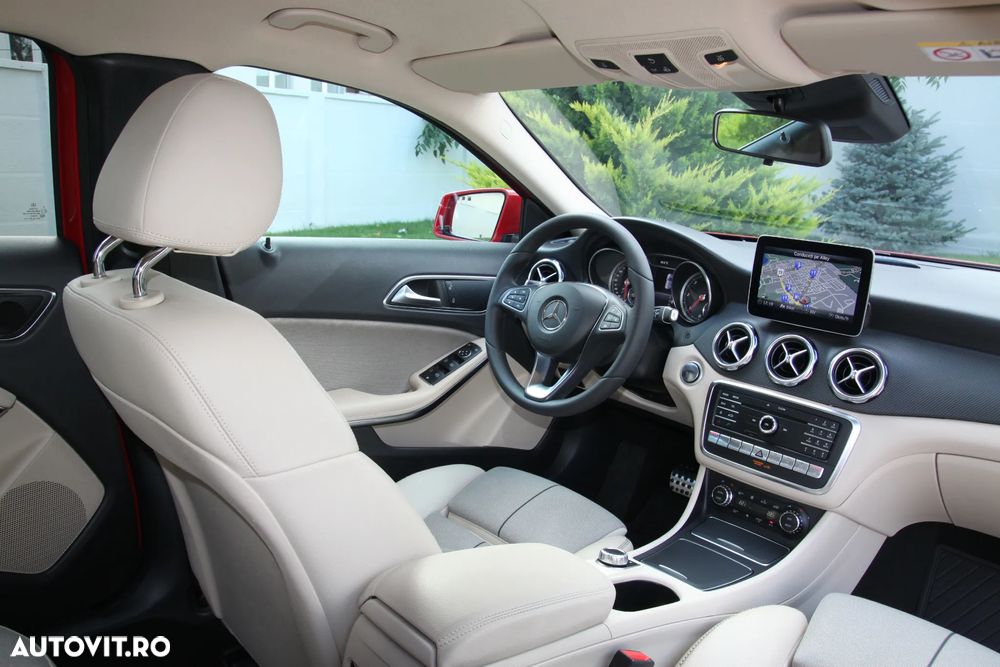 Mercedes-Benz GLA 200 d 4MATIC Aut. - 18