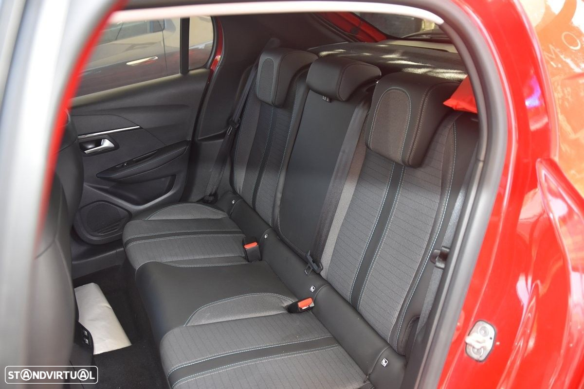 Peugeot 208 1.2 PureTech GT - 18
