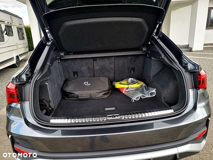 Audi Q3 Sportback 45 TFSIe S tronic S line - 22