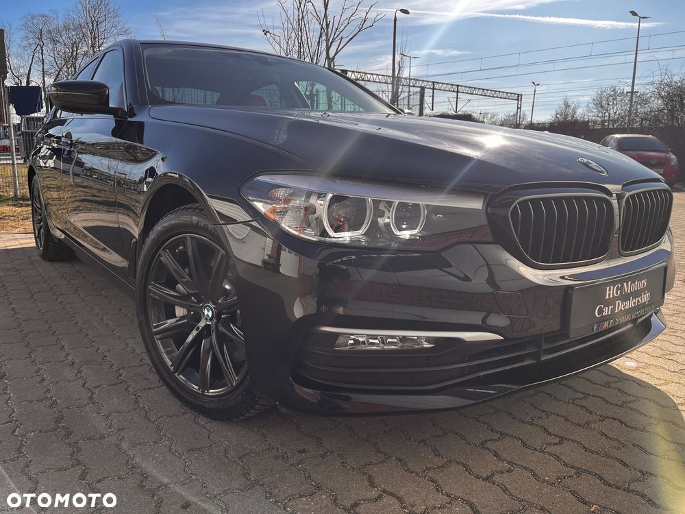 BMW Seria 5 530d Sport Line - 19