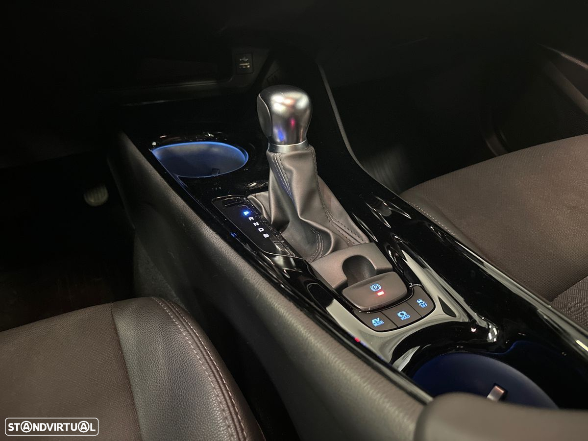 Toyota C-HR 1.8 Hybrid Square Collection - 18