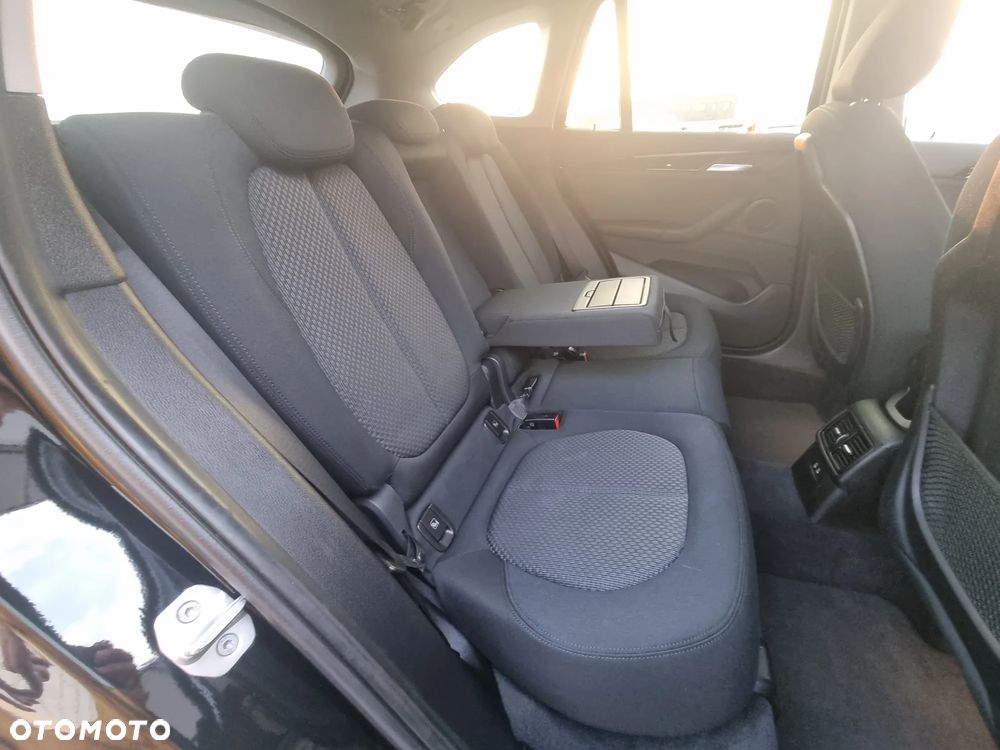 BMW X1 xDrive20d Advantage sport - 26