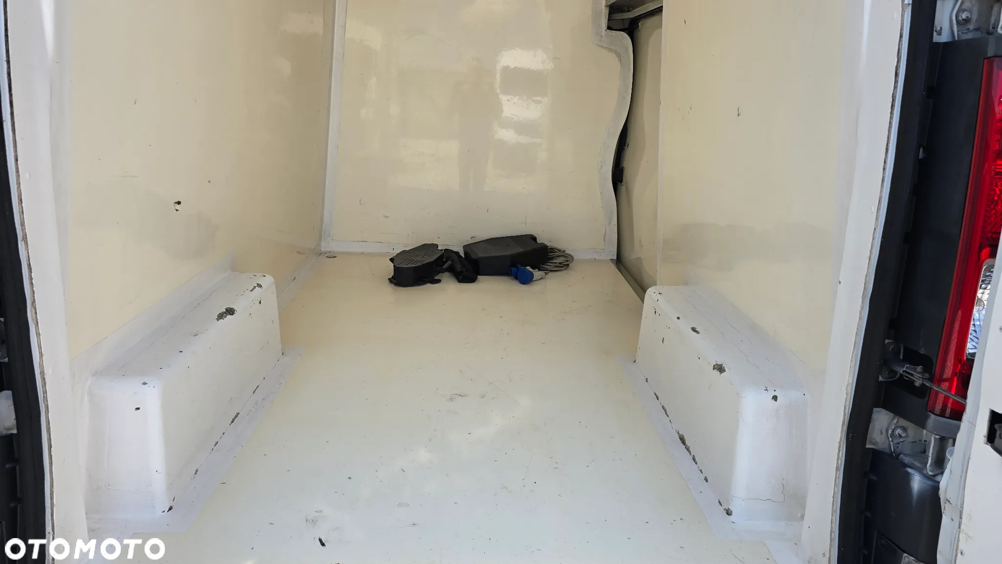 Renault Trafic - 14