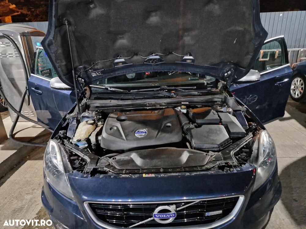 Volvo V40 D4 RDesign - 5