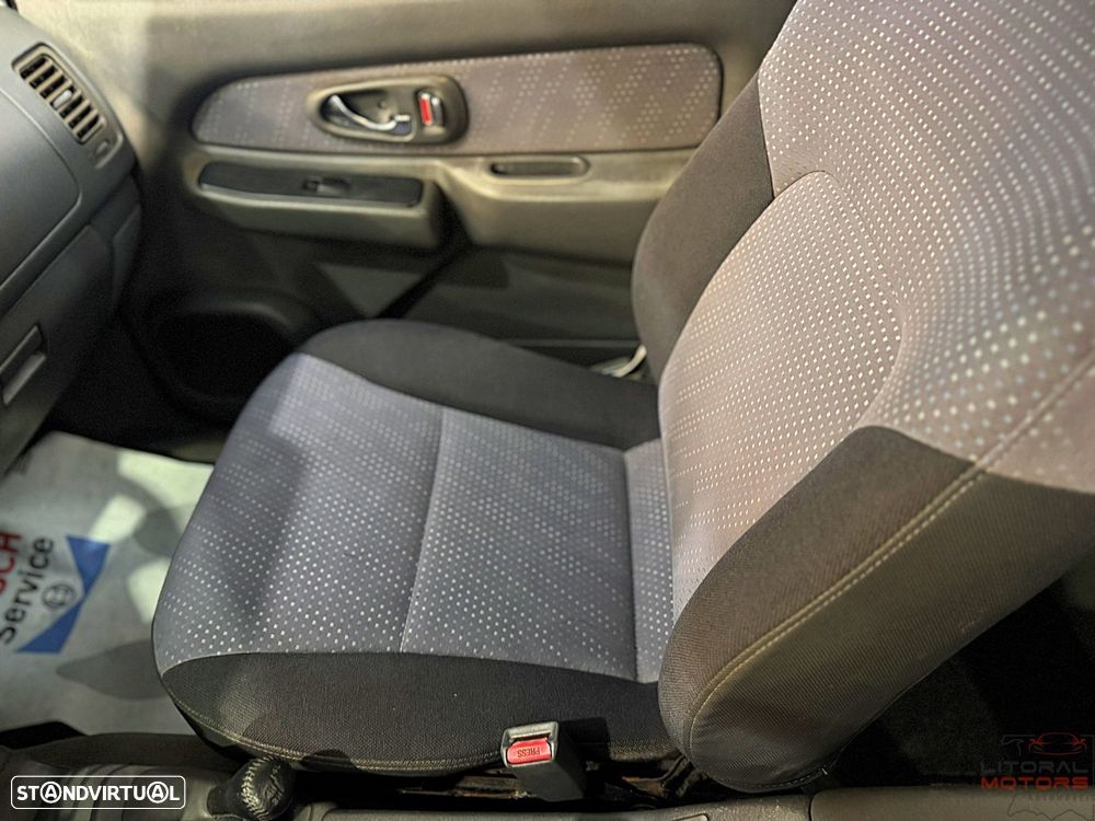 Mitsubishi L200 2.5 TD CD Strakar AC - 21