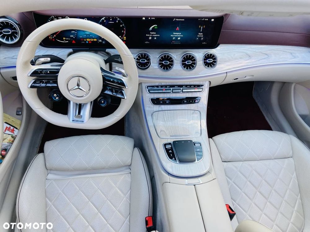 Mercedes-Benz Klasa E - 8