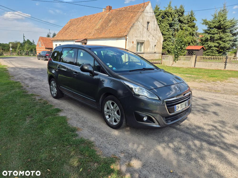 Peugeot 5008 HDI 150 Allure - 4