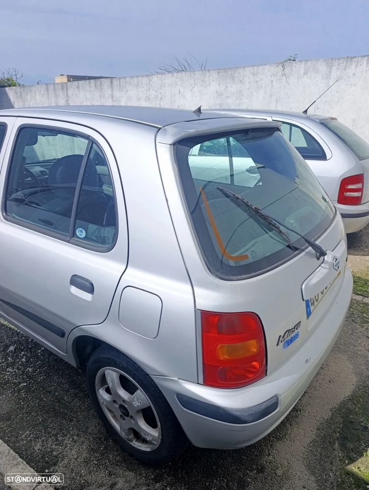 Nissan Micra 1.0 GX - 4