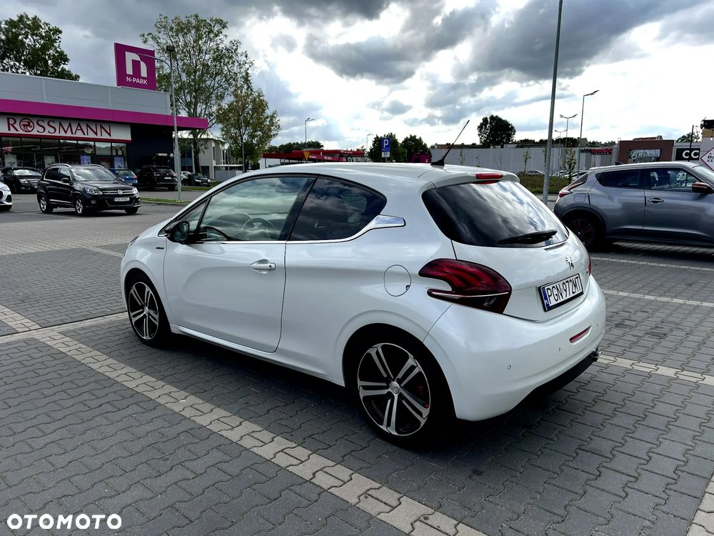Peugeot 208 1.2 PureTech Allure S&S - 3