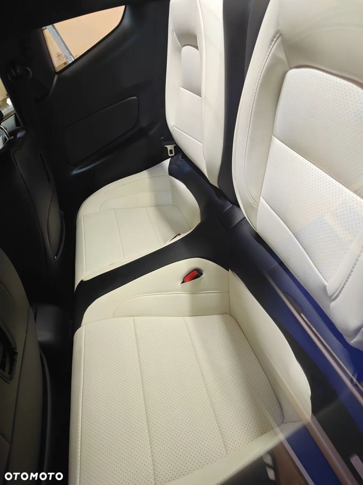 Ford Mustang 2.3 EcoBoost - 19