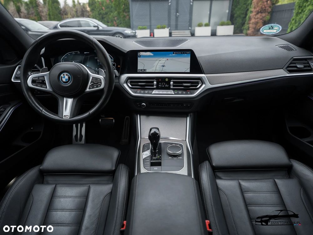 BMW Seria 3 - 32