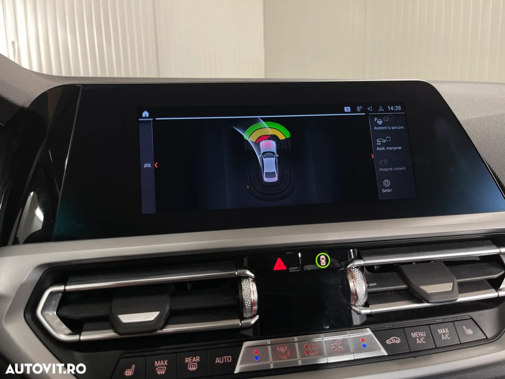 BMW Seria 3 320i xDrive AT - 15