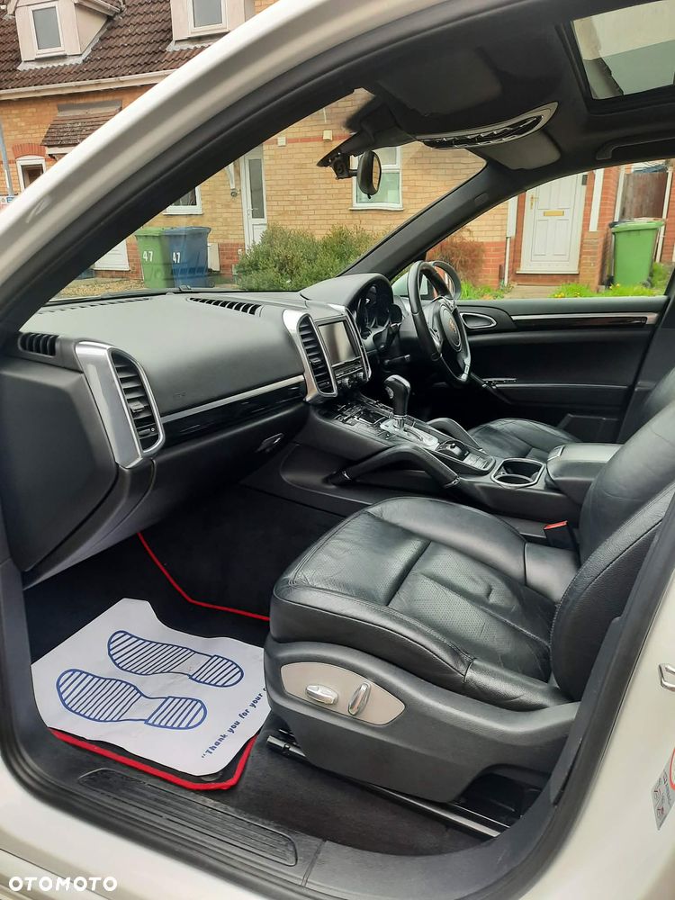 Porsche Cayenne Tiptronic S - 5