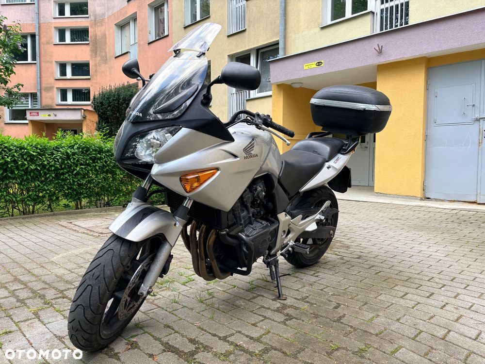 Honda CBF - 2