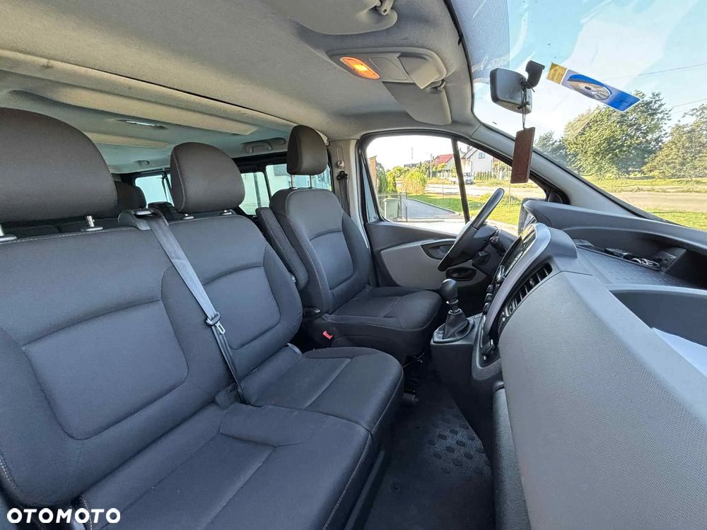 Renault Trafic ENERGY dCi 125 Grand Combi Expression - 24