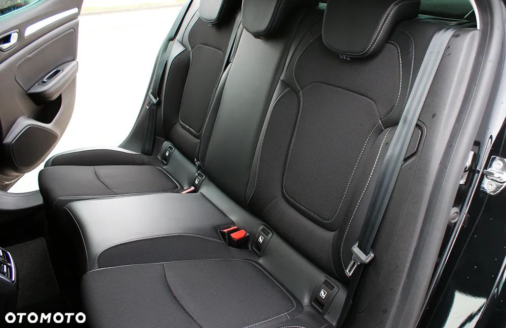 Renault Megane 1.5 Blue dCi Intens - 23