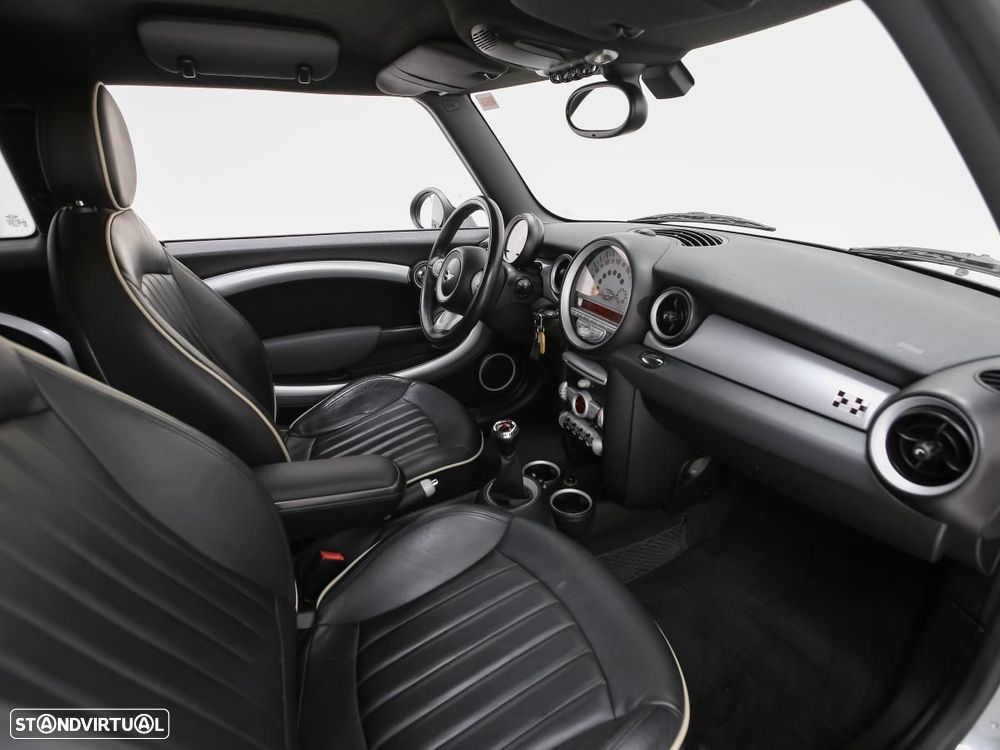 MINI Clubman John Cooper Works - 8