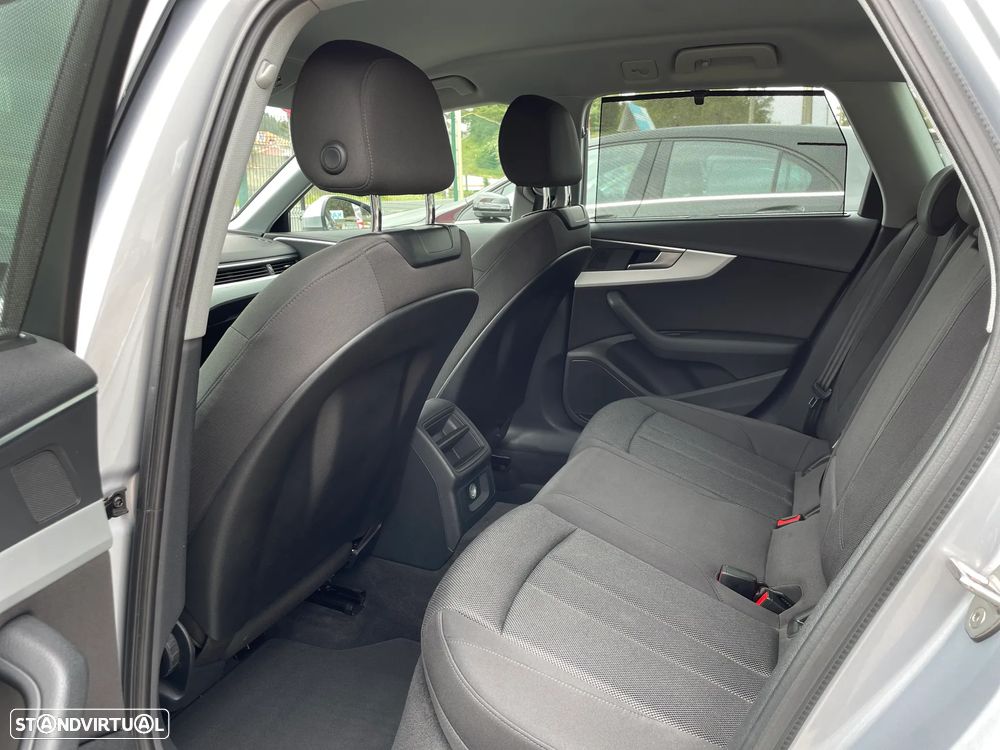 Audi A4 Avant 2.0 TDI Advance S tronic - 16