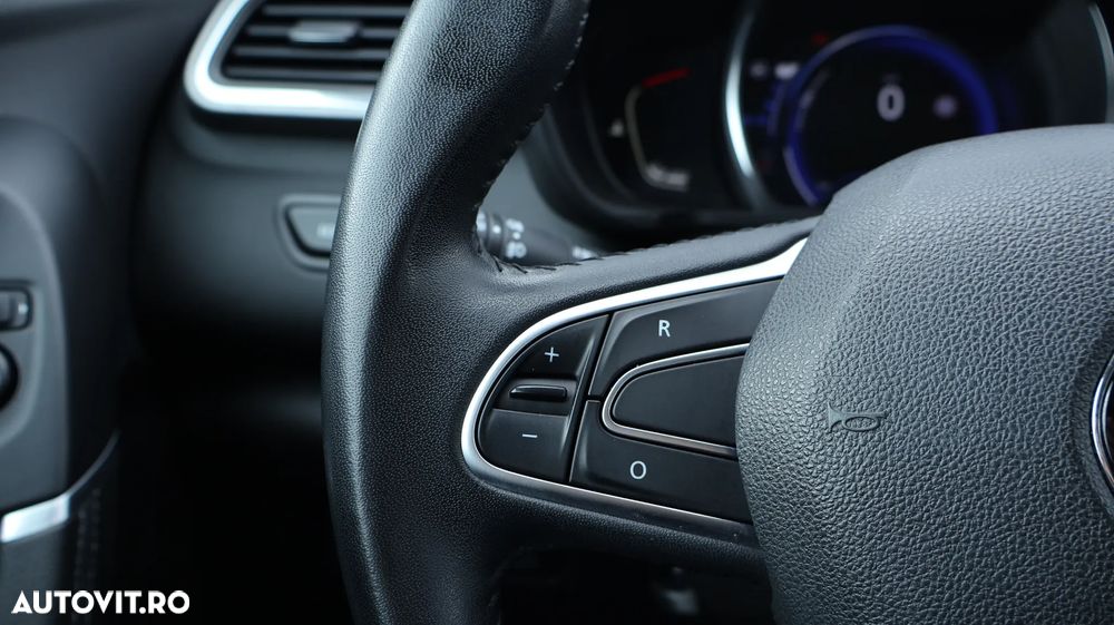 Renault Kadjar Energy dCi 110 EDC Business - 17