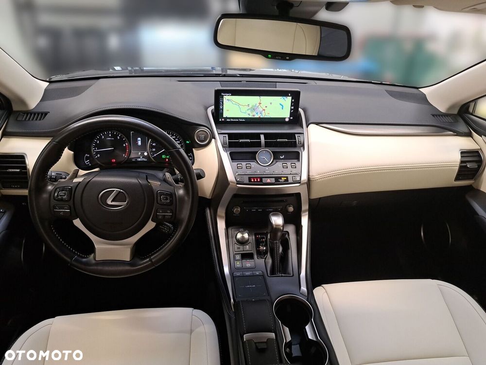 Lexus NX 300 F Impression AWD - 9