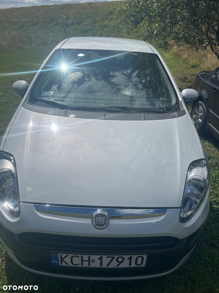 Fiat Punto 1.4 Easy S&S - 4