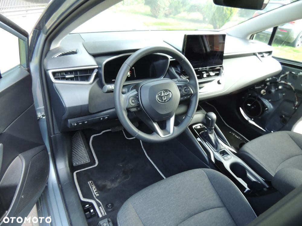 Toyota Corolla 1.8 Hybrid Comfort - 19