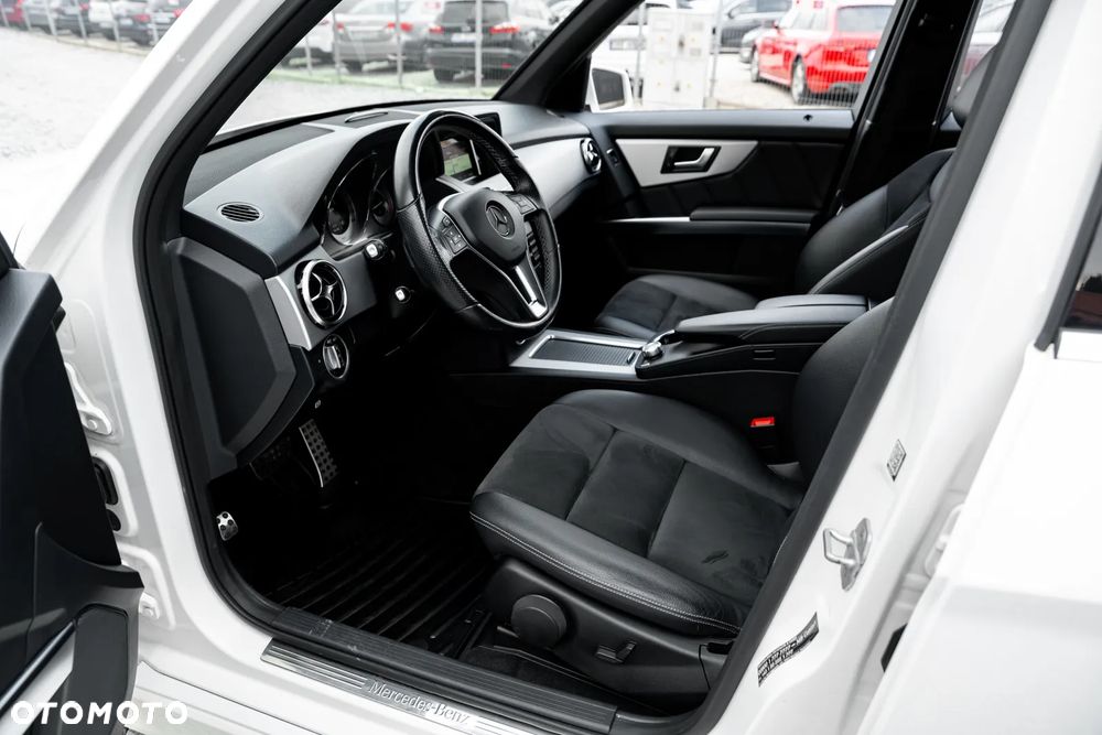 Mercedes-Benz GLK 220 CDI DPF 4Matic BlueEFFICIENCY 7G-TRONIC SPORT EDITION - 20