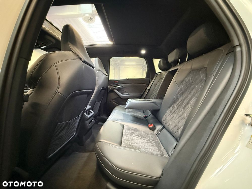 Audi Q6 e-tron - 26