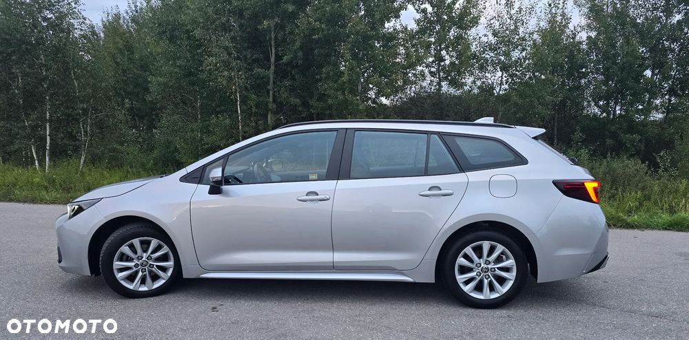 Toyota Corolla 1.8 Hybrid Comfort - 12