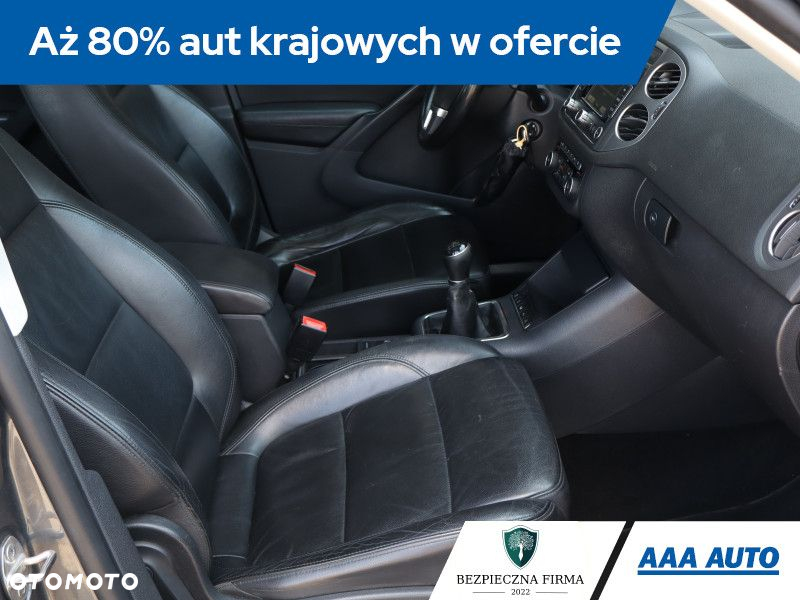Volkswagen Tiguan - 10